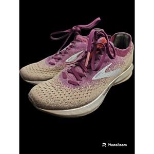 Brooks Levitate 2 Women Sz 7 Running Athletic Jogging Walking Shoe Brown Purple